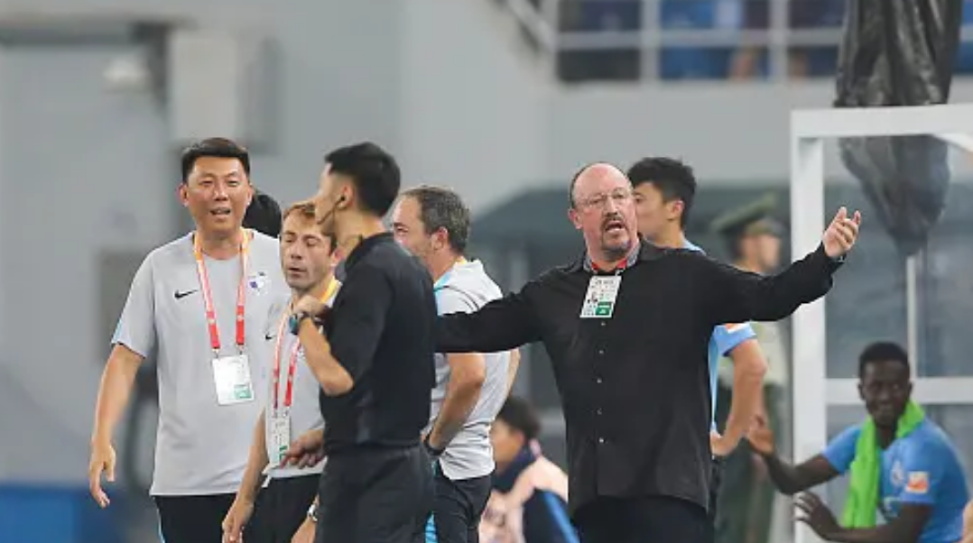 加时末段体能课后，纽卡斯尔主帅复盘备战中超，管理层满意，团队化学反应显著的简单介绍