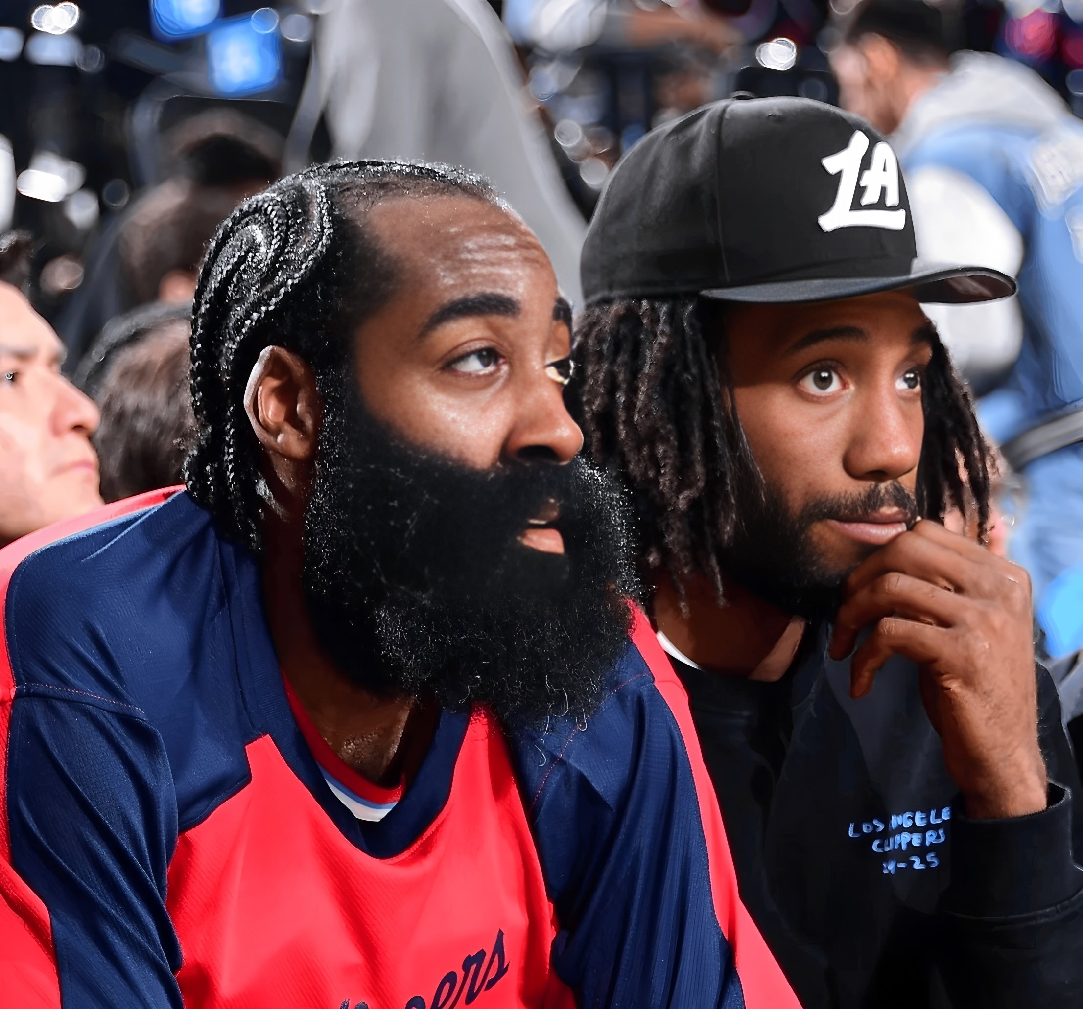 贝博体育- 哈登在湖人比赛中大胜,出色防守引发热议的是谁 