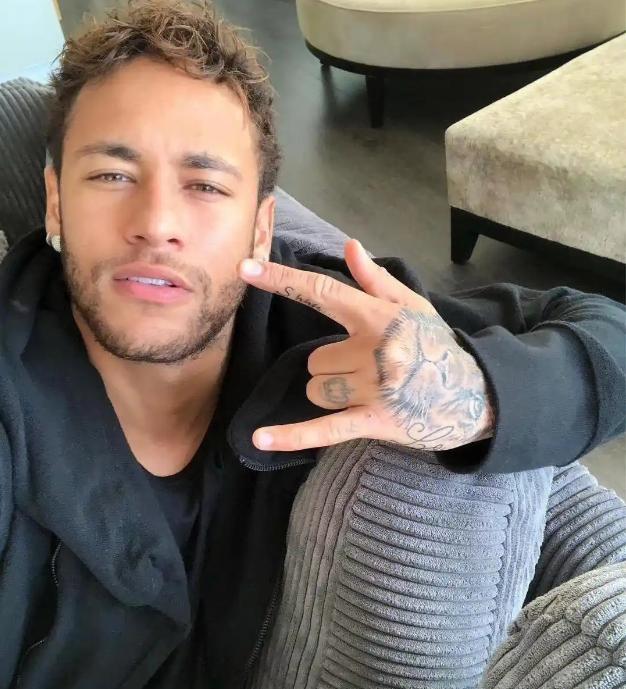 贝博-内马尔赛事官方发布比分优势明显新规，SKT争议不断！的简单介绍